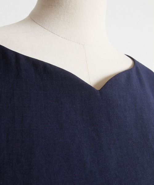 tocco closet(トッコ クローゼット)の「フラワープリント切り替えハートネックフレンチスリーブワンピース(ワンピース・レディース・ネイビー/ピンク・M)」の19枚目の写真