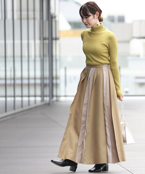 Ray BEAMS（レイビームス）の「Ray BEAMS / 14G リブタートル ニット（ニット/セーター・レディース・ブラック/オフホワイト/パープル系その他2/イエロー系その他5・ONE SIZE）」の15枚目の写真