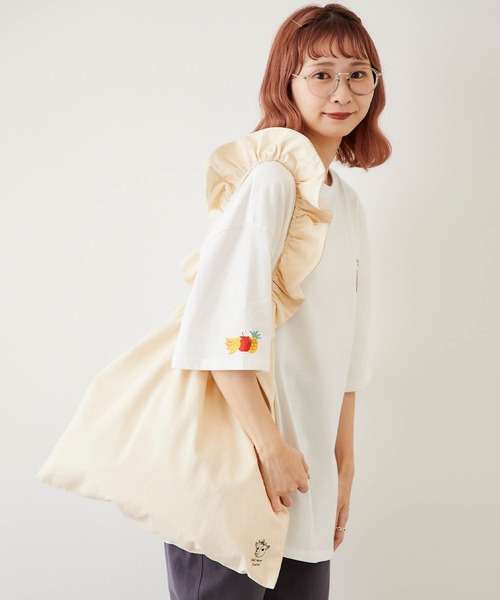 timecapsule（タイムカプセル）の「【timecapsule】「Oishi Gyunyu Nomitai」牛乳フルーツプリント半袖ビッグTシャツ（Tシャツ/カットソー・レディース・ホワイト/モカ/ベージュ系その他/ライトベージュ・FREE）」の13枚目の写真