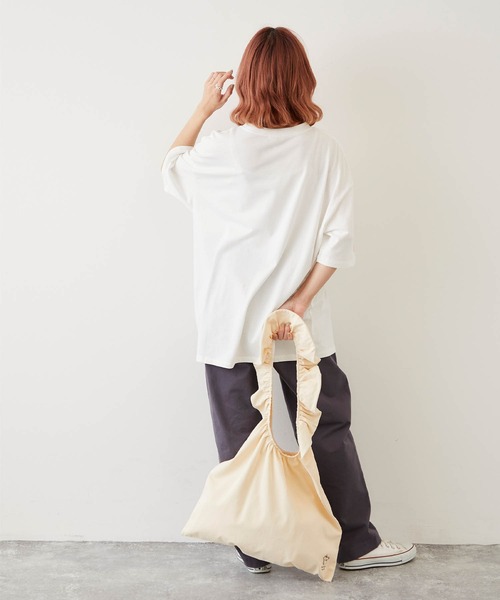 timecapsule（タイムカプセル）の「【timecapsule】「Oishi Gyunyu Nomitai」牛乳フルーツプリント半袖ビッグTシャツ（Tシャツ/カットソー・レディース・ホワイト/モカ/ベージュ系その他/ライトベージュ・FREE）」の22枚目の写真