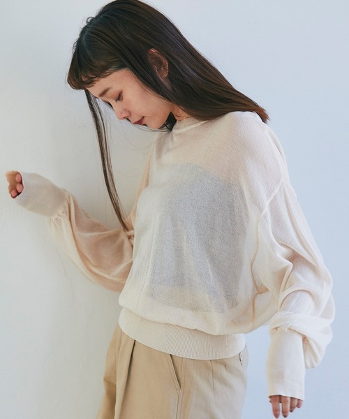and R（アンドアール）の「シアークルーネックトップス（ニット/セーター・レディース・ラベンダー/アイボリー/ブラック・FREE）」の13枚目の写真