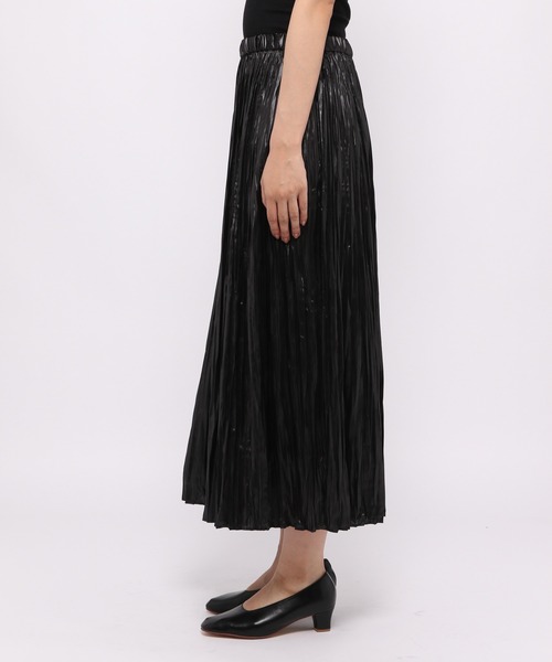 LEPSIM（レプシィム）の「光沢細プリーツスカート　953539（スカート・レディース・カーキ/ブラック/ピンクベージュ・FREE）」の8枚目の写真