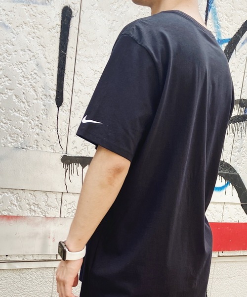 Niell(ニール)の「Nike ナイキ / ワンポイントTシャツ Core Cotton Tee(Tシャツ/カットソー・メンズ・ホワイト/ブラック/チャコール・L/XL/M)」の16枚目の写真
