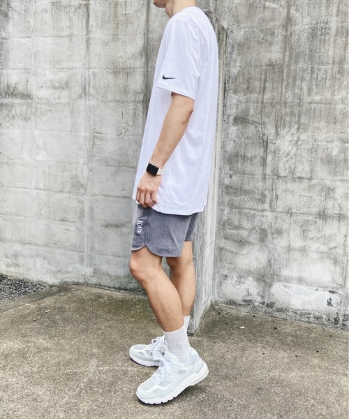 Niell(ニール)の「Nike ナイキ / ワンポイントTシャツ Core Cotton Tee(Tシャツ/カットソー・メンズ・ホワイト/ブラック/チャコール・L/XL/M)」の8枚目の写真