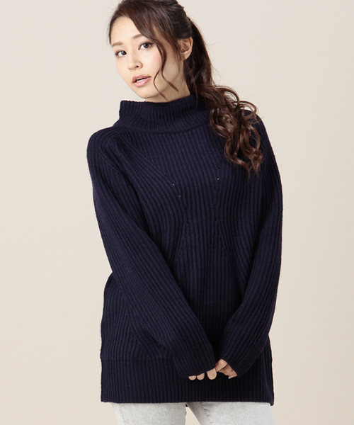 ROSE BUD（ローズバッド）の「【CLASSY掲載】【ELLE掲載】【Gina掲載】LK-14273 TURTLE/N L/S P/O（ニット/セーター・レディース・アイボリー/ネイビー/レッド・ONE SIZE）」の2枚目の写真