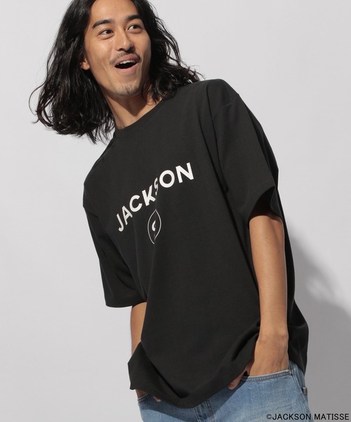 JACKSON MATISSE(ジャクソンマティス)の「【JACKSON MATISSE(ジャクソンマティス)×BAYFLOW】プリントTEE(Tシャツ/カットソー・メンズ・ホワイト/ベージュ/レッド/ブルー/ライトグリーン/チャコール・MEDIUM/LARGE)」の3枚目の写真