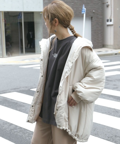 CORNERS(コーナーズ)の「中綿シャーリングモンスターパーカー(ダウンジャケット/コート・レディース・ベージュ/アイボリー/ブラック/カーキ・L/M)」の14枚目の写真