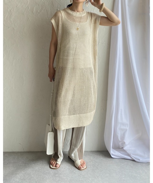 She's Closet（シーズクローゼット）の「メッシュニットサイドスリット入りフレンチスリーブロングワンピース（ワンピース・レディース・ブラック/アイボリー/グレイッシュベージュ・FREE）」の15枚目の写真