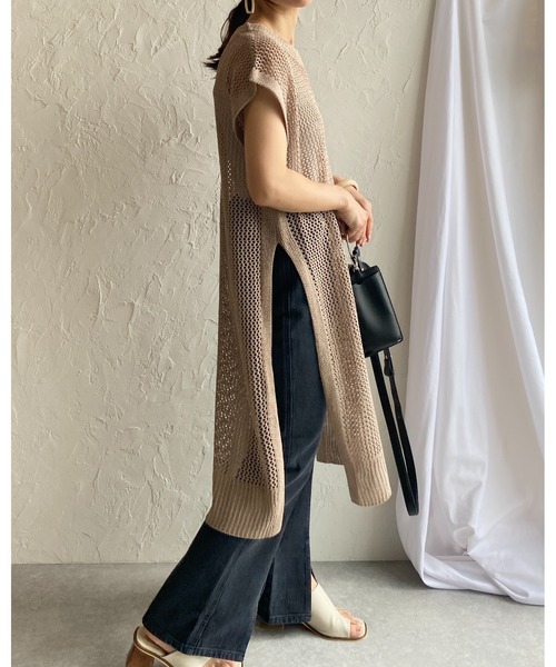 She's Closet（シーズクローゼット）の「メッシュニットサイドスリット入りフレンチスリーブロングワンピース（ワンピース・レディース・ブラック/アイボリー/グレイッシュベージュ・FREE）」の5枚目の写真