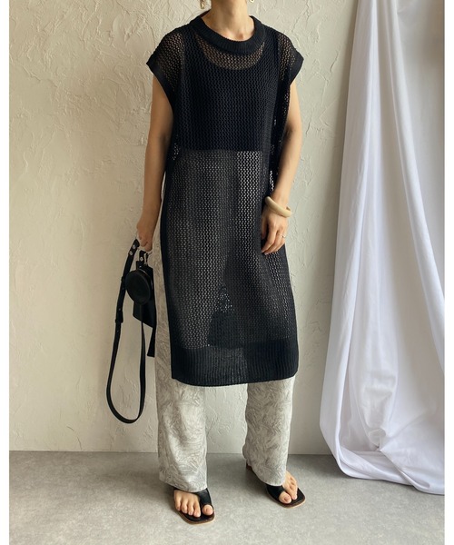 She's Closet（シーズクローゼット）の「メッシュニットサイドスリット入りフレンチスリーブロングワンピース（ワンピース・レディース・ブラック/アイボリー/グレイッシュベージュ・FREE）」の16枚目の写真