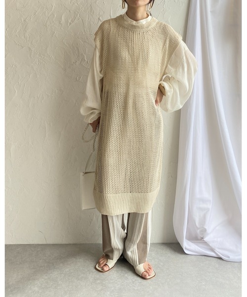 She's Closet（シーズクローゼット）の「メッシュニットサイドスリット入りフレンチスリーブロングワンピース（ワンピース・レディース・ブラック/アイボリー/グレイッシュベージュ・FREE）」の19枚目の写真