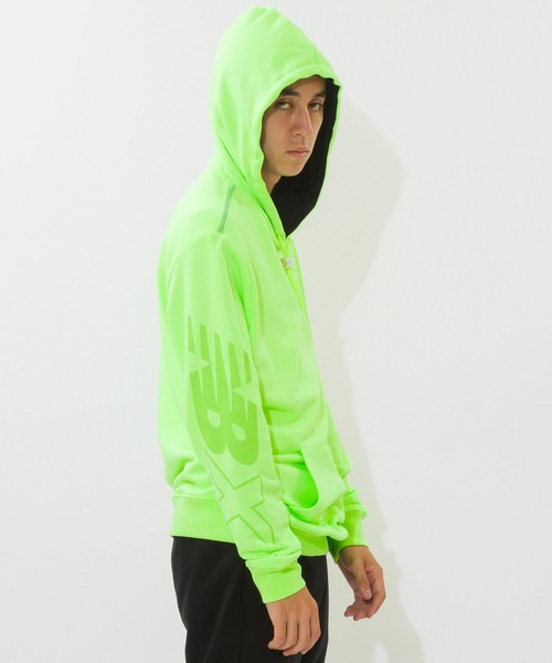 NEW BALANCE(ニューバランス)の「NB Essentials NBX スウェットフーディー(パーカー・メンズ・ブルー/ライトグリーン系/ブラック・XX-LARGE/X-LARGE/MEDIUM/LARGE/SMALL)」の2枚目の写真