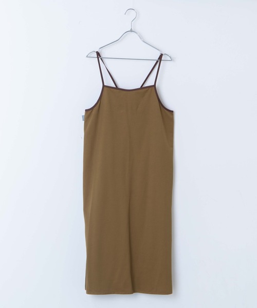 DuKKah（デュカ）の「Dukkah/【低身長向け】スリットキャミワンピース（ワンピース・レディース・マスタード/ブラック/アニマル・XS）」の4枚目の写真