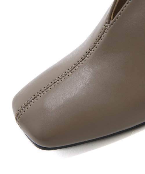 Futier land（フューティアランド）の「Vカットスクエアブーティー（ブーツ・レディース・アイボリー/ブラック/モカ・36/37/38/39/40）」の19枚目の写真