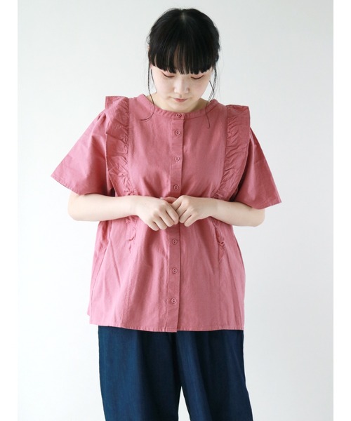 Samansa Mos2（サマンサ モスモス）の「前後着フリルシャツ（シャツ/ブラウス・レディース・ピンク/ブルー/キナリ/ブラック・ﾌﾘ-）」の4枚目の写真