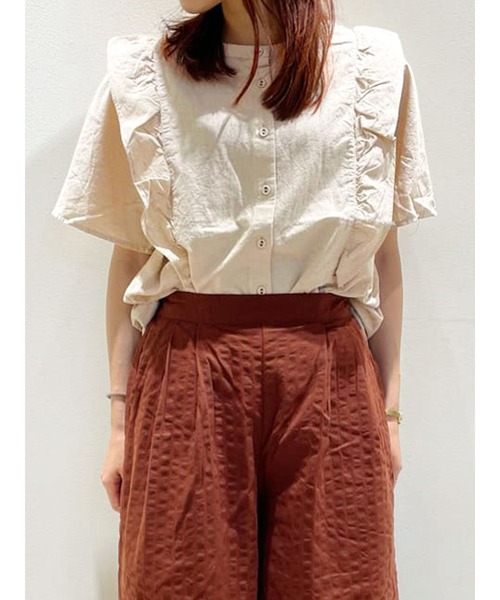 Samansa Mos2（サマンサ モスモス）の「前後着フリルシャツ（シャツ/ブラウス・レディース・ピンク/ブルー/キナリ/ブラック・ﾌﾘ-）」の2枚目の写真