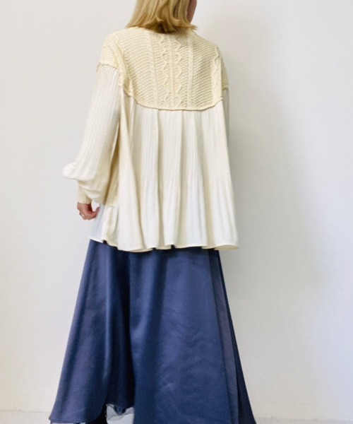 DOLLUPOOPS（ドールアップウップス）の「ニット×プリーツプルオーバー（ニット/セーター・レディース・ベージュ/カーキ/ブラック・38）」の5枚目の写真