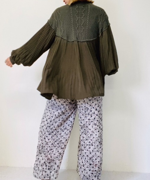 DOLLUPOOPS（ドールアップウップス）の「ニット×プリーツプルオーバー（ニット/セーター・レディース・ベージュ/カーキ/ブラック・38）」の21枚目の写真