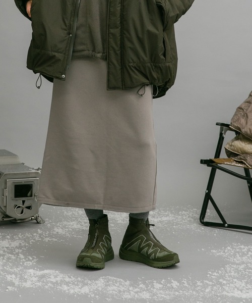 EKAL（エカル）の「EKAL　レイクショアスウェットスカート（スカート・レディース・ベージュ/カーキ・FREE）」の2枚目の写真