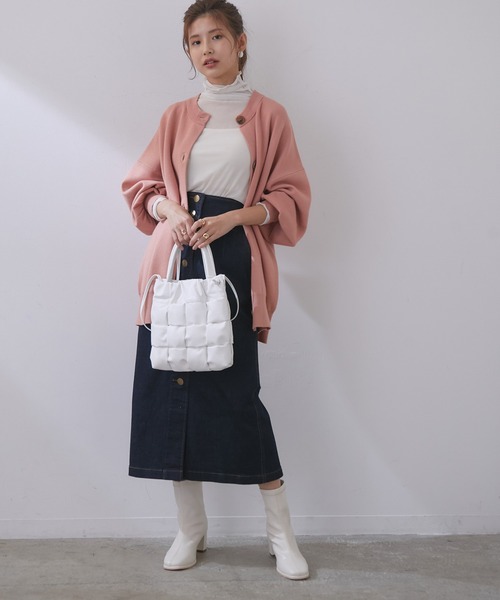 vis-`a-vis（ビサビ）の「【WEB限定】万能ミラノリブクルーネックざっくりカーディガン（カーディガン/ボレロ・レディース・ブラック/ピンク/キナリ/ベージュ系その他/ターコイズブルー・FREE）」の9枚目の写真