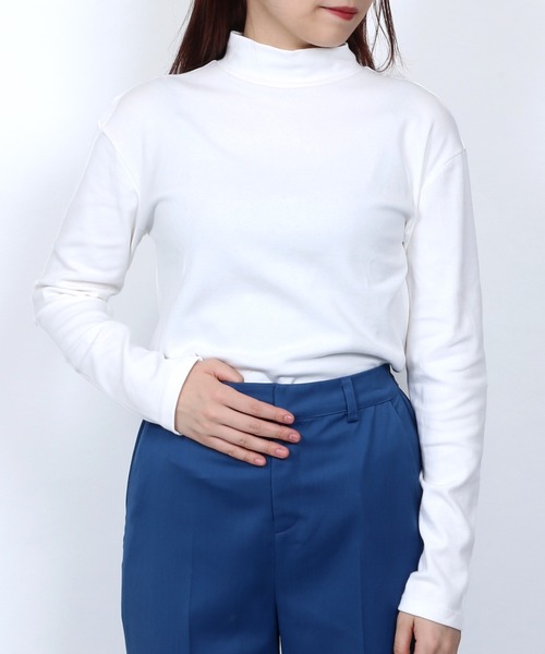 PUNYUS（プニュズ）の「ハイネックロンＴ（Tシャツ/カットソー・レディース・ブラック/ホワイト・1/4/3/2）」の2枚目の写真