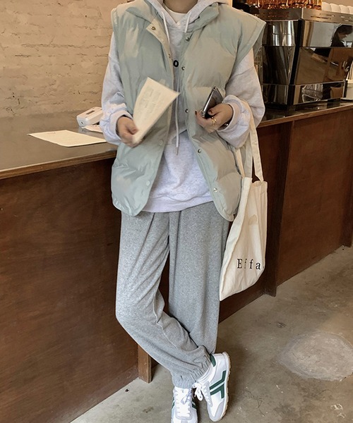 aimoha（アイモハ）の「エコダウンベスト（ダウンベスト・レディース・チョコ/ベージュ/グリーン/ブラック・FREE）」の4枚目の写真