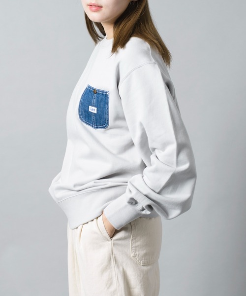 Lee(リー)の「【Lee】デニムポケットリメイク風スウェットプルオーバー トレーナー LT2967(スウェット・レディース・ブラック/グレー/ブルー/スモークピンク・S/M/L/XL)」の16枚目の写真