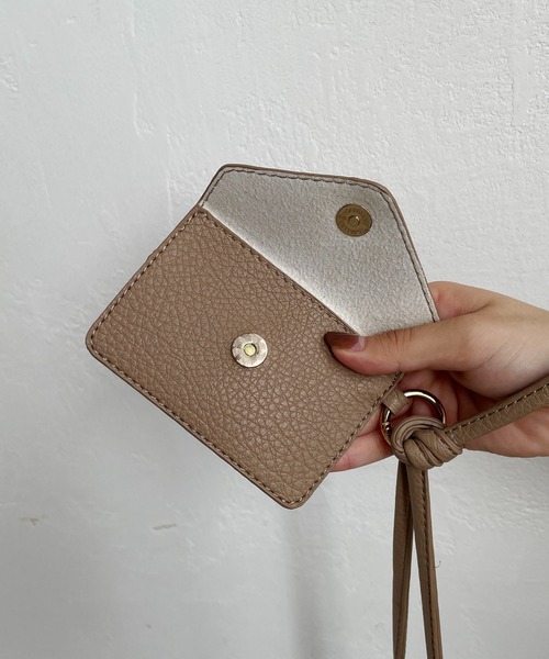 CAPRICIEUX LE'MAGE（カプリシューレマージュ）の「フリンジスマホマルチショルダーバッグ（ショルダーバッグ・レディース・オフホワイト/ブラック/ベージュ/ピンク・FREE）」の16枚目の写真