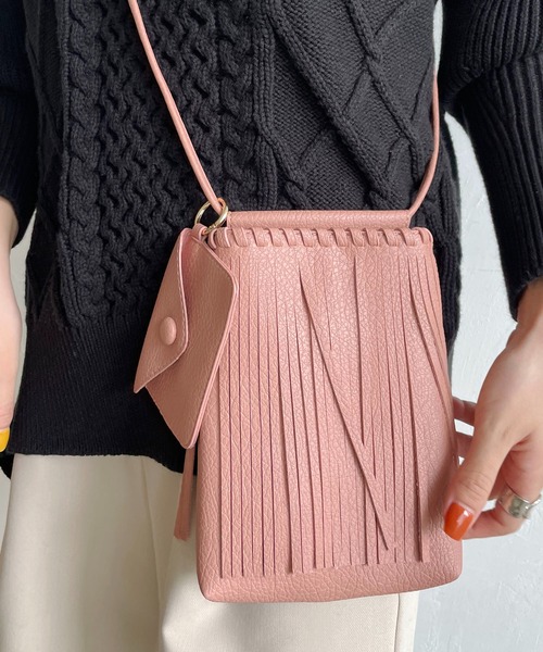 CAPRICIEUX LE'MAGE（カプリシューレマージュ）の「フリンジスマホマルチショルダーバッグ（ショルダーバッグ・レディース・オフホワイト/ブラック/ベージュ/ピンク・FREE）」の12枚目の写真