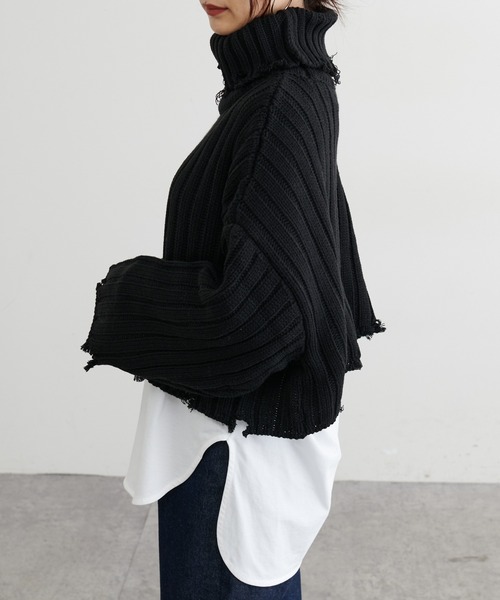 BONbazaar（ボンバザール）の「ショート丈ダメージBIGニット（ニット/セーター・レディース・ブラック/カーキ/ホワイト系その他・FREE）」の3枚目の写真