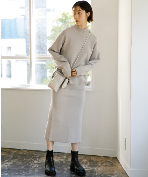 koe（コエ）の「マルチスマホウォレットショルダー*（スマホケース/カバー・レディース・ブラック/アイボリー/グレイッシュベージュ・FREE）」の22枚目の写真