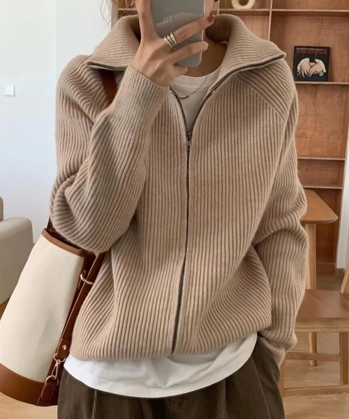 Girly Doll（ガーリードール）の「ジップニットジャケット（ニット/セーター・レディース・ライトグレー/ブラック/オフホワイト/ボルドー/モカ・FREE）」の7枚目の写真