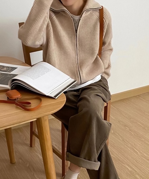 Girly Doll（ガーリードール）の「ジップニットジャケット（ニット/セーター・レディース・ライトグレー/ブラック/オフホワイト/ボルドー/モカ・FREE）」の10枚目の写真