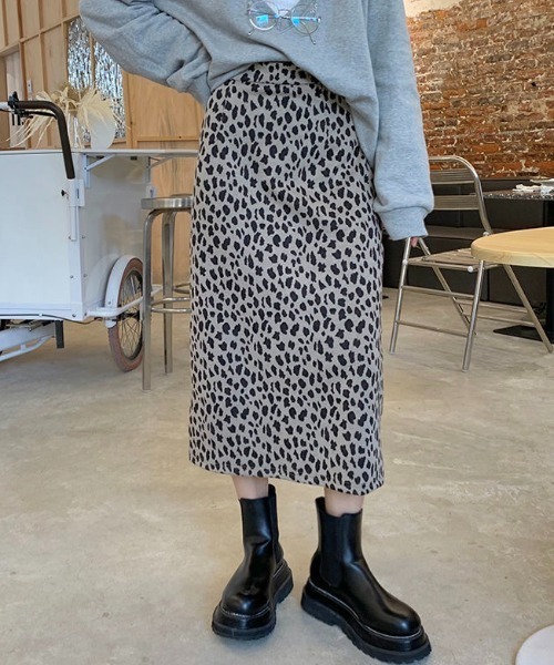 MANGROVE（マングローブ）の「ハイウエストレオパード柄ジャガードスカート（スカート・レディース・ブラウン・MEDIUM/LARGE）」の9枚目の写真
