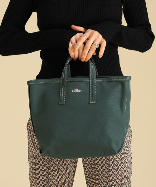 Ray BEAMS（レイビームス）の「DANTON / キャンバズ トートバッグ（トートバッグ・レディース・ブラック/レッド/マスタード/チャコールグレー/ダークグリーン/オレンジ系/グリーン/イエロー/ホワイト・ONE SIZE）」の4枚目の写真