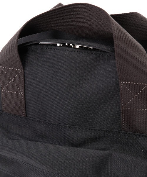 MHL.（エムエイチエル）の「DAYPACK（バックパック/リュック・メンズ・ブラック・FREE）」の4枚目の写真