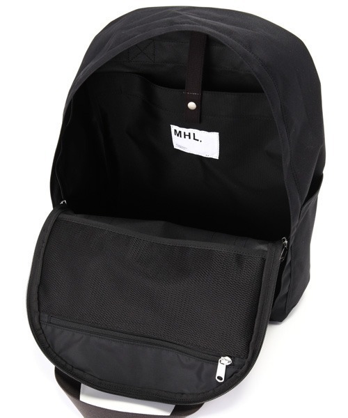 MHL.（エムエイチエル）の「DAYPACK（バックパック/リュック・メンズ・ブラック・FREE）」の2枚目の写真
