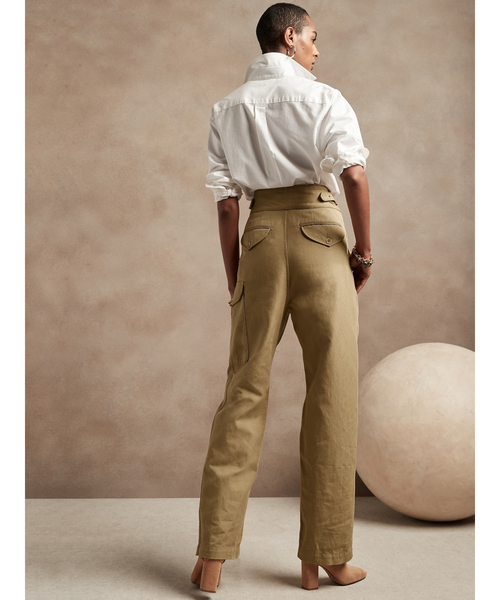 Banana Republic（バナナリパブリック）の「エクスプローラー チノパンツ（チノパンツ・レディース・オフホワイト/ベージュ/ブラウン・0/2/4/6/00）」の6枚目の写真