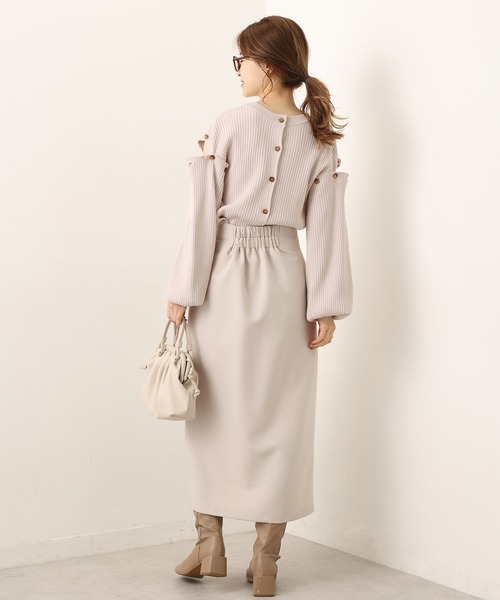 one after another NICE CLAUP（ワンアフターアナザーナイスクラップ）の「マルチWAYニットトップス（ニット/セーター・レディース・ネイビー/オフホワイト/ライトパープル/ピンク系その他・FREE）」の8枚目の写真