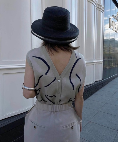 トップス Ameri MEDI CURVE ART 2WAY VEST KNIT TOP Ameri（アメリ）の「MEDI CURVE ART 2WAY VEST KNIT TOP（ニット