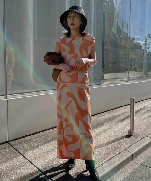 Ameri（アメリ）の「MEDI CURVE ART 2WAY VEST KNIT TOP（ニット