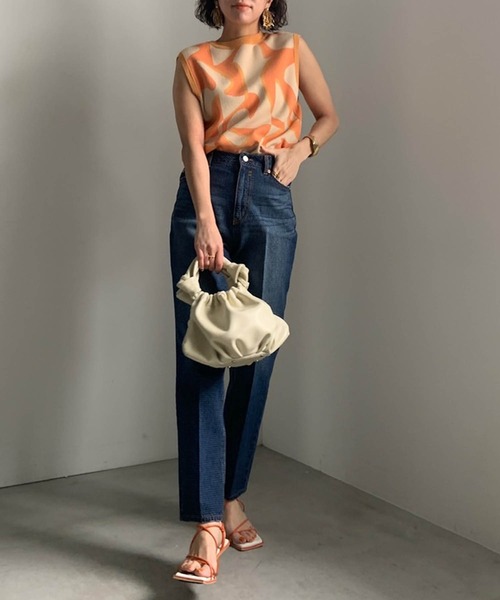 Ameri（アメリ）の「MEDI CURVE ART 2WAY VEST KNIT TOP（ニット