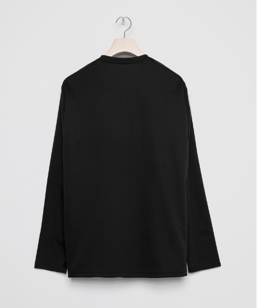 VANQUISH(ヴァンキッシュ)の「VANQUISH / ヴァンキッシュ プレミアムスムースコットン Vネック 長袖Tシャツ(Tシャツ/カットソー・メンズ・ホワイト/ブラック・S/M/L/XL)」の13枚目の写真