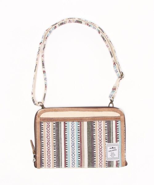 チャイハネ（チャイハネ）の「【チャイハネ】パハルマルチケース/ショルダーポーチ（パスポートケース・レディース・ホワイト/ネイビー/ブラウン/レッド/ブルー・FREE）」の2枚目の写真