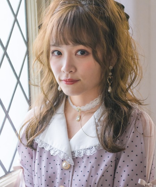 ROJITA（ロジータ）の「ハート＆しずくビジュチョーカー（チョーカー・レディース・ホワイト/ブラック・FREE）」の11枚目の写真