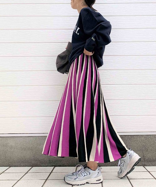 Q(キュー)の「カレッジロゴスウェット(スウェット・レディース・ネイビー/グリーン/アイボリー・MEDIUM)」の20枚目の写真