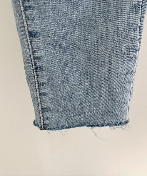 BEIDELLI（ベイデリー）の「[BELLIDE MADE] ハイウエストスリーボタンスキニーデニム（デニムパンツ・レディース・ブラック/ライトブルー・SMALL/MEDIUM/LARGE）」の10枚目の写真