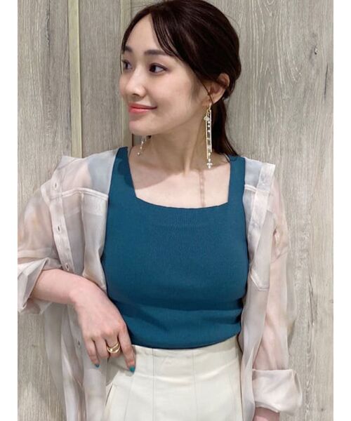 MERCURYDUO(マーキュリーデュオ)の「【To/】スクエアタンクハイツイストリブニット(ニット/セーター・レディース・オフホワイト/ピンク/グリーン/ダークブラウン・FREE)」の3枚目の写真