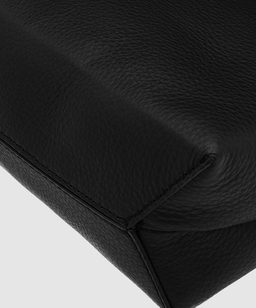 DRIES VAN NOTEN（ドリスヴァンノッテン）の「02500-BM221-312 Q.124 M.L.BAG（ショルダーバッグ・レディース・ブラック・ONE SIZE）」の5枚目の写真