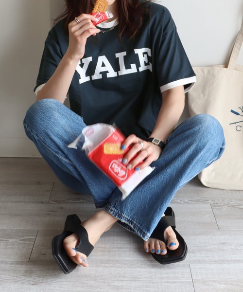 COURO(コウロ)の「YALE Logo S/S Tee カレッジロゴ半袖Tシャツ(Tシャツ/カットソー・レディース・ホワイト/ライトグレー/ネイビー/ホワイト系その他/グレー系その他/ネイビー系/ホワイト系その他2/グレー系その他2/ネイビー系1/ホワイト系その他3/グレー系その他3/ネイビー系2・M/L/XL)」の12枚目の写真
